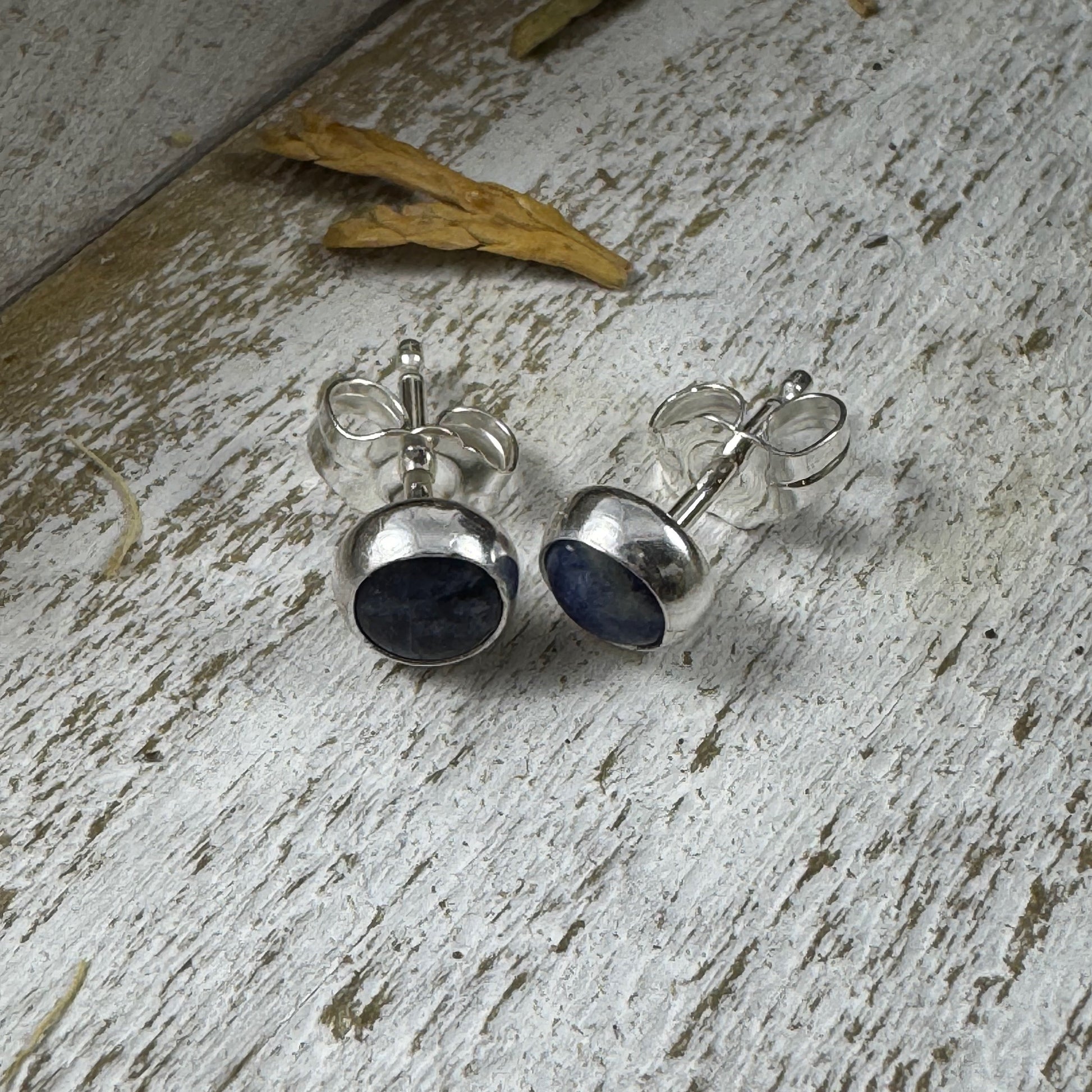 Smooth .999 bezel set amethyst studs by Rust and Leaf